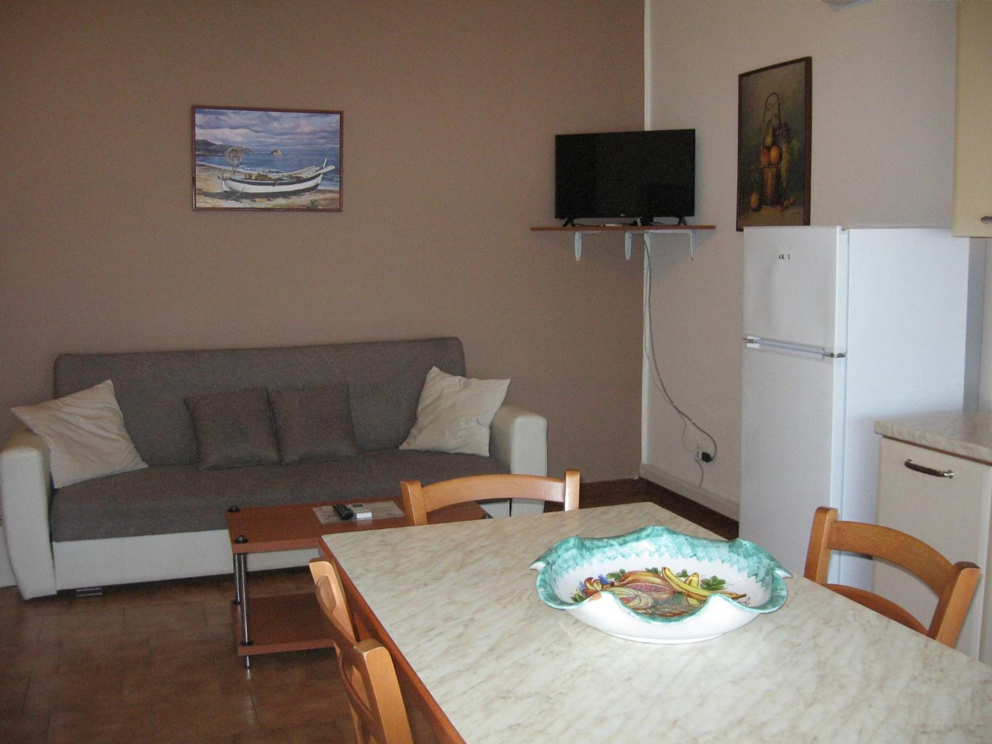 Nino'S Apartments Джардіні-Наксос Екстер'єр фото