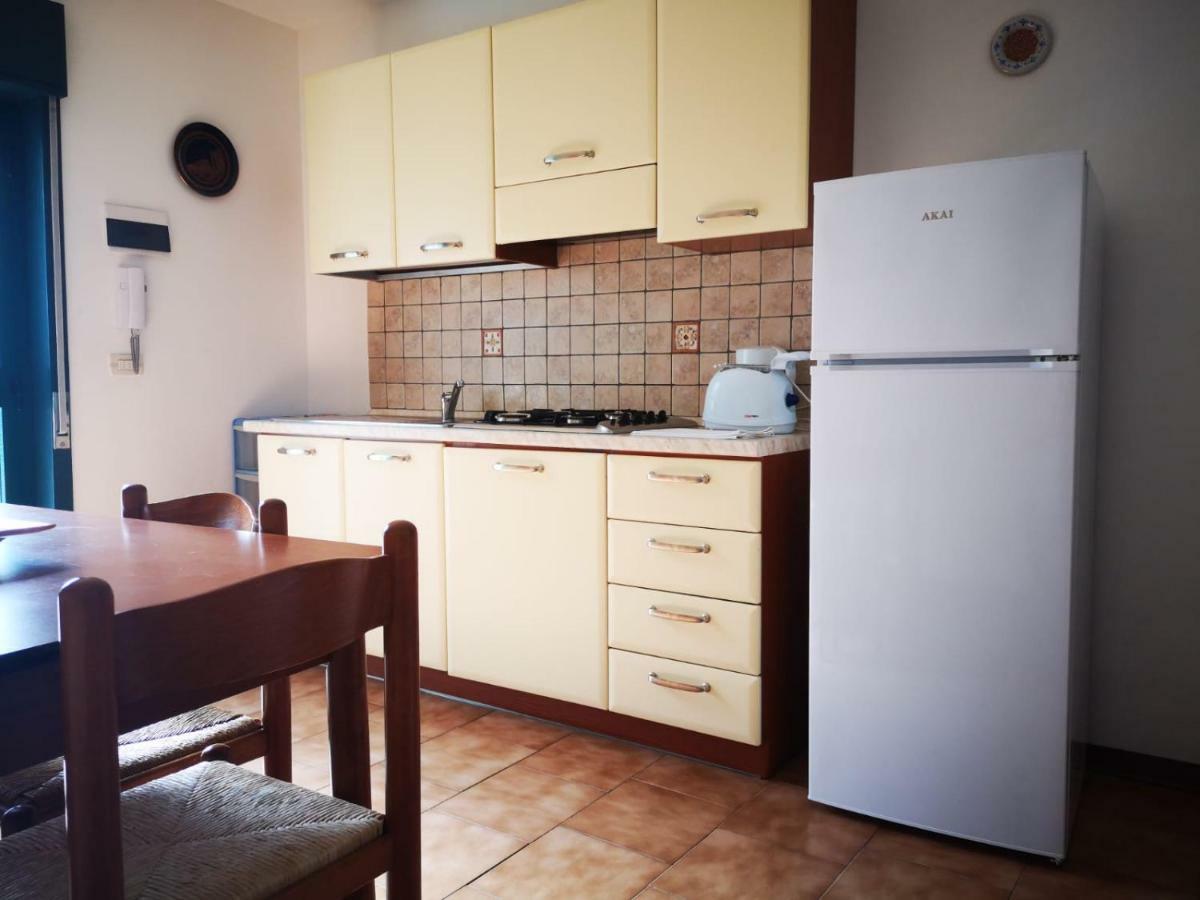 Nino'S Apartments Джардіні-Наксос Екстер'єр фото