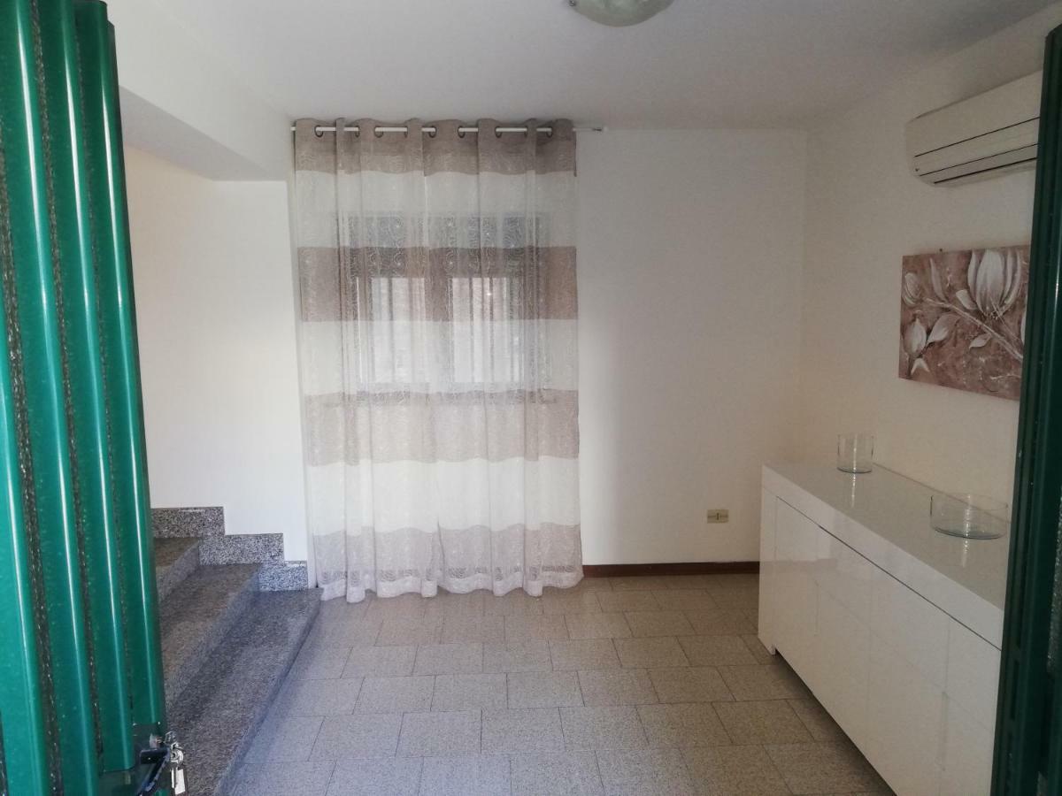 Nino'S Apartments Джардіні-Наксос Екстер'єр фото